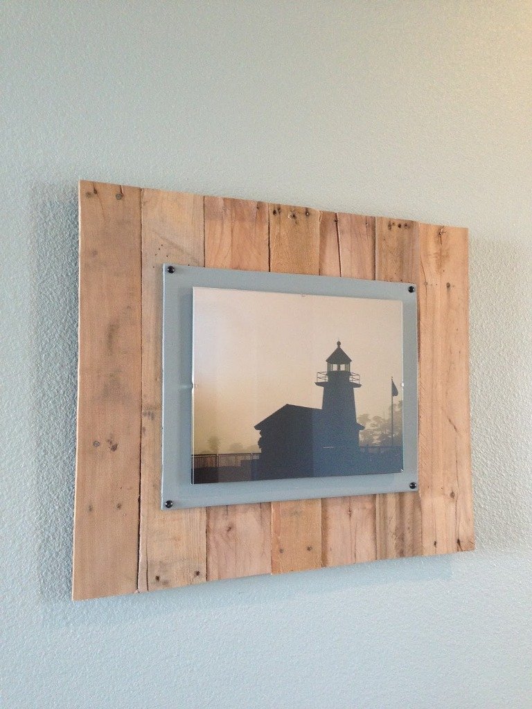 DIY Wood Pallet Frames