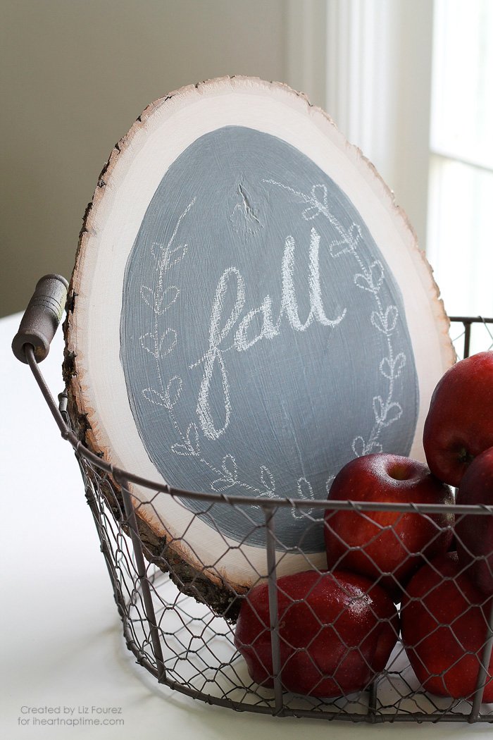 DIY Fall Chalkboard Sign