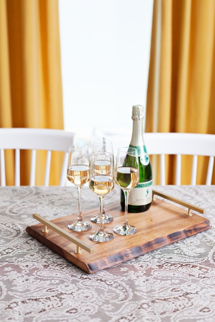 Easy DIY Bar Serving Tray