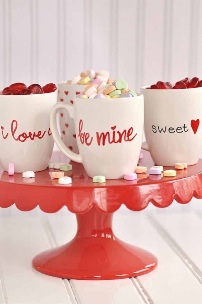 DIY Valentine’s Sharpie Mugs