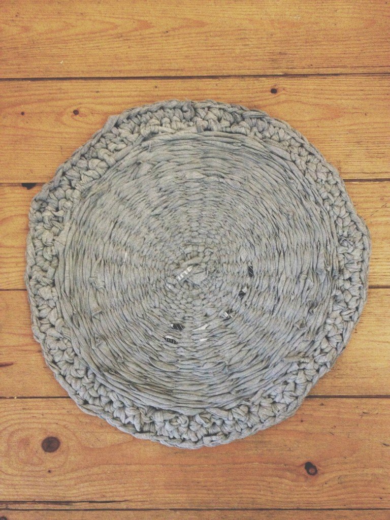 17 Diy T Shirt Rug Tutorials A Diy Projects