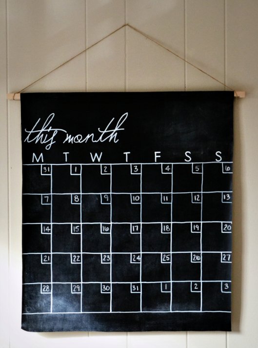 DIY Chalkboard Calendar