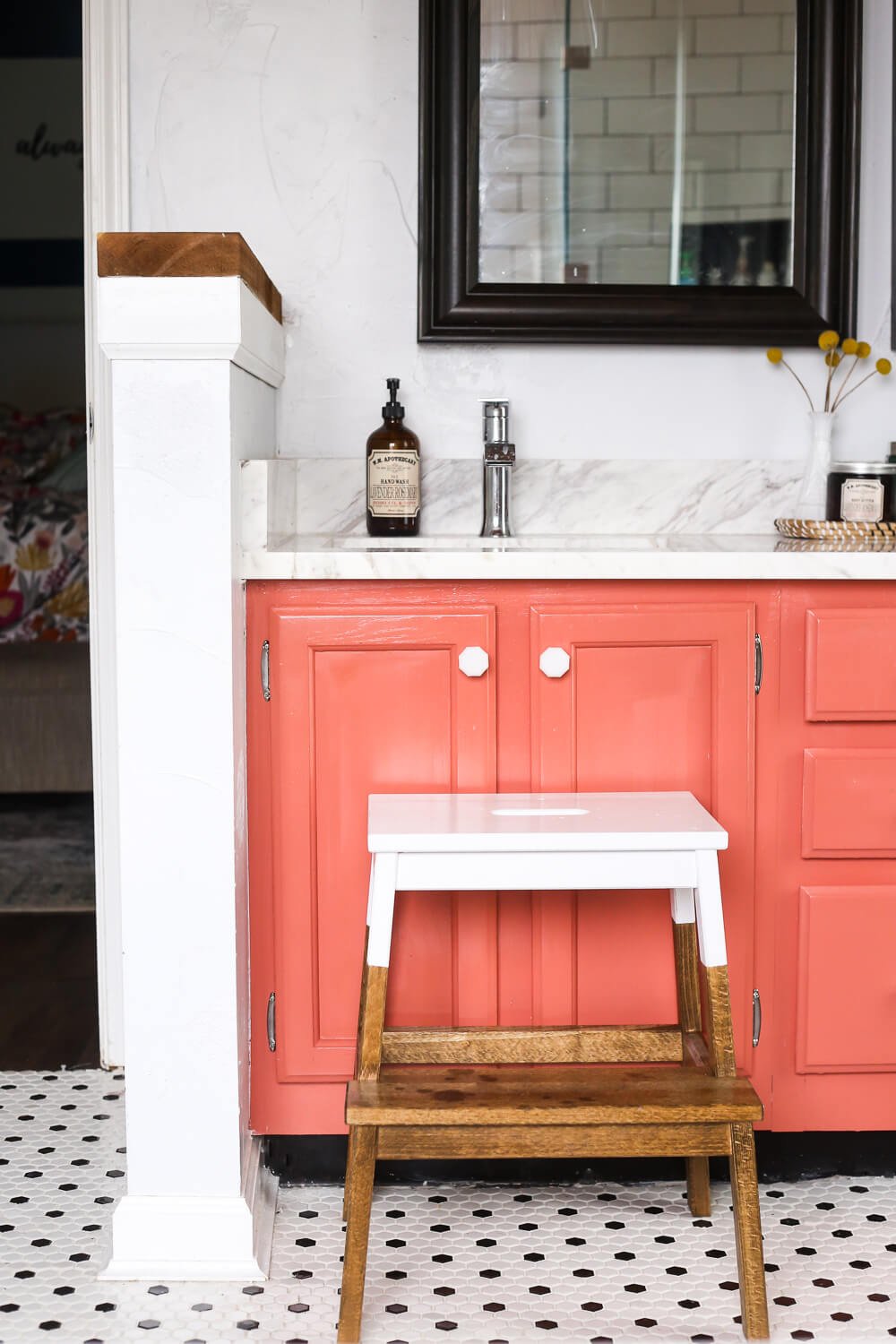 DIY Stepstool Makeover