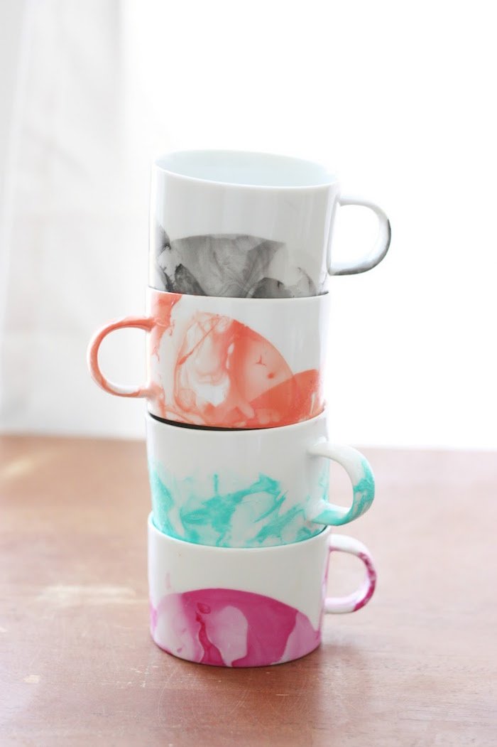 DIY Marbled Mugs