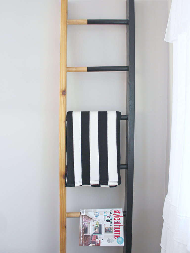 DIY Blanket Ladder