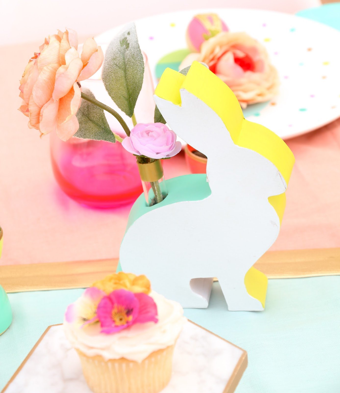 Color Blocked Bunny Vases