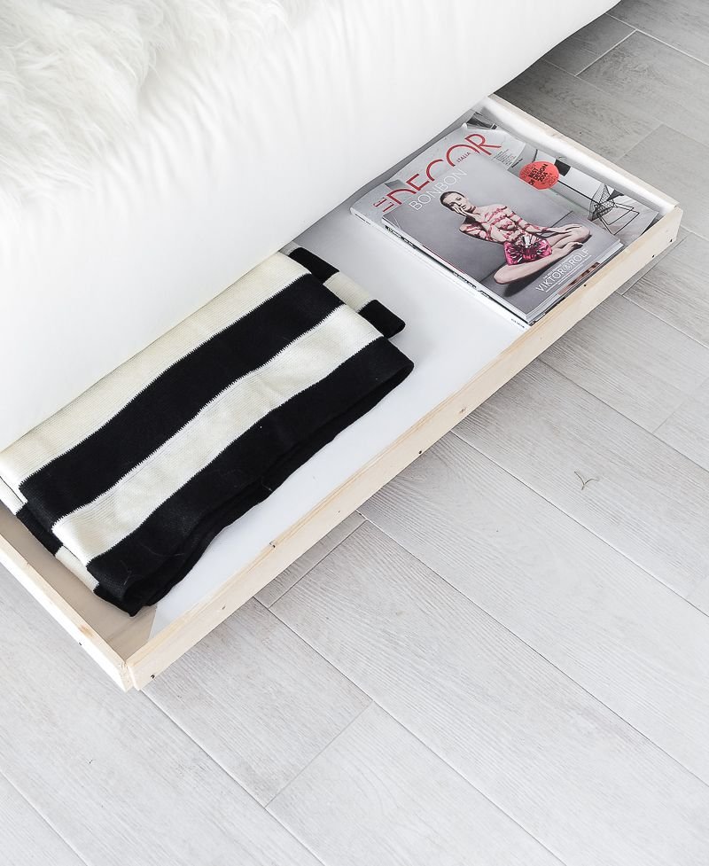DIY Undersofa Storage on Wheels