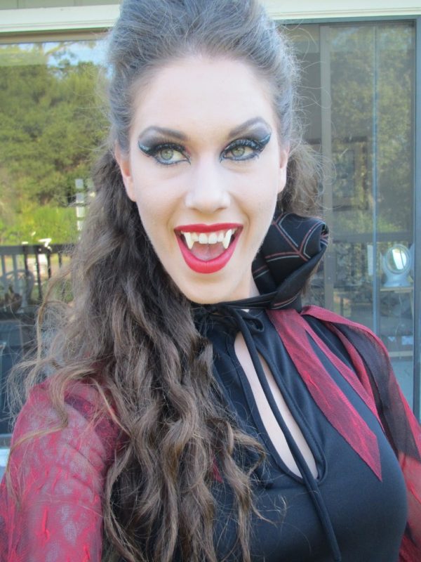 Vampire Halloween Makeup Tutorials For Creepy Halloween Look - A DIY ...