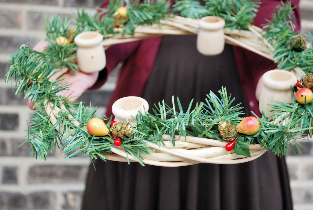10 Creative DIY Advent Christmas Wreath Decoration Ideas