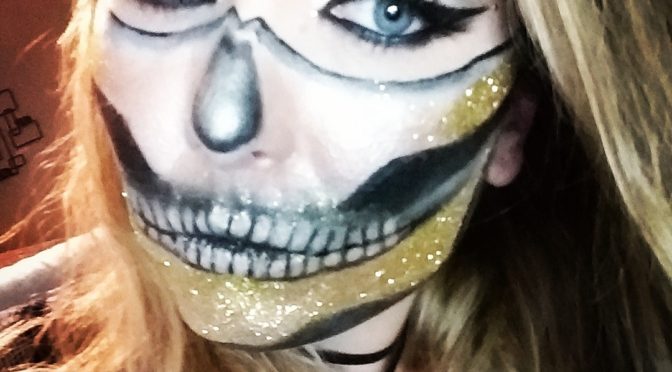 Gold Glam Skeleton Halloween Makeup Tutorial