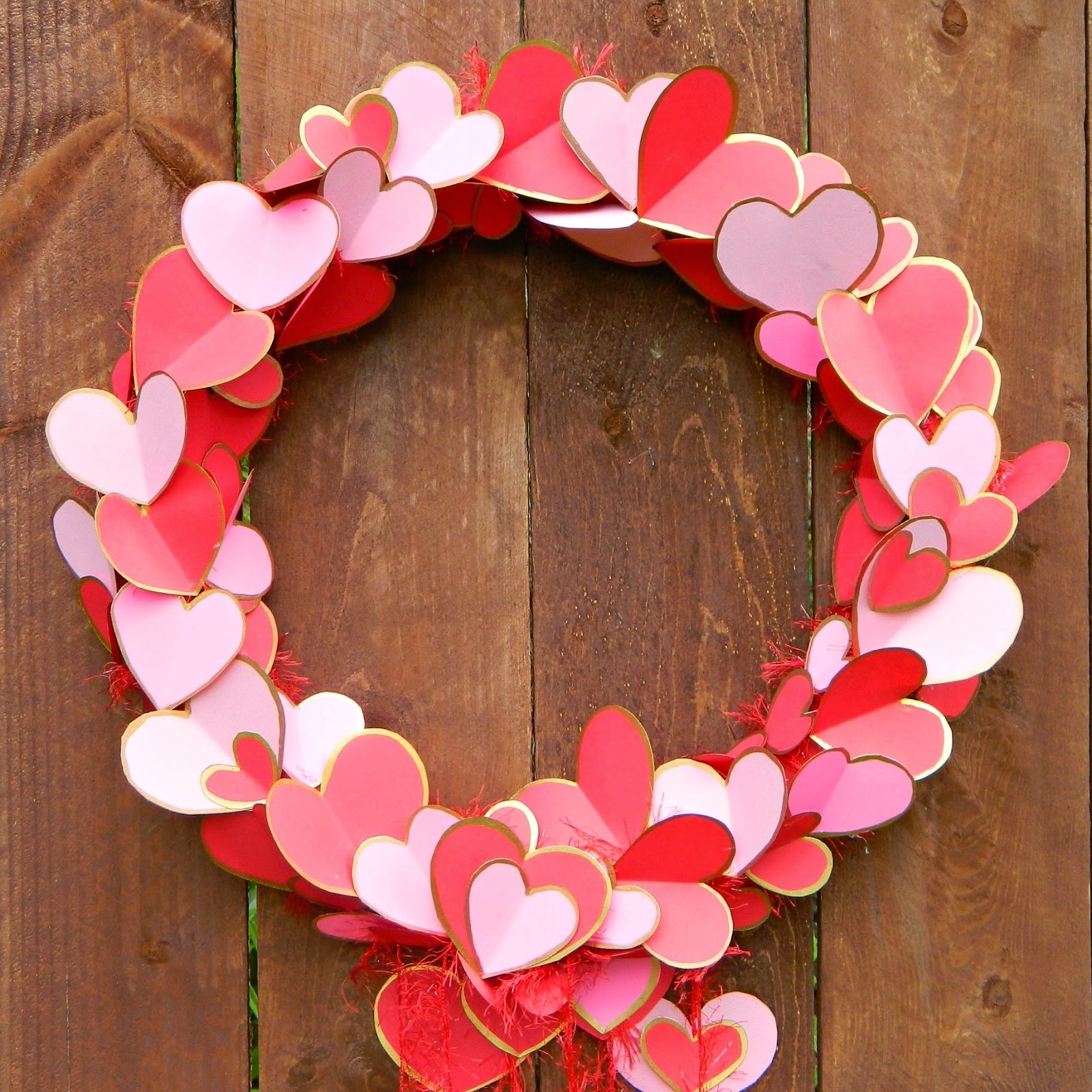 30 DIY Valentine Wreath Ideas To Make Your Day Memorable