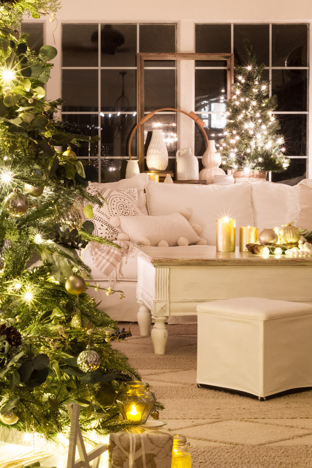 35 Living Room Christmas Decoration Ideas for Beautiful Decor
