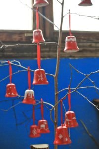 Christmas Decorations With Bells  25 Awesome DIY Ideas