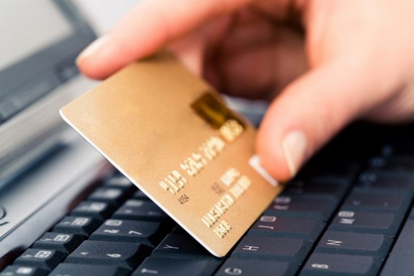Top 4 Credit Card Mistakes that Drop Your Credit Score