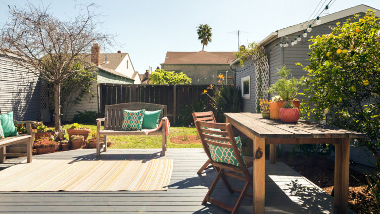 Easy and Cheap Backyard Projects for the Weekend