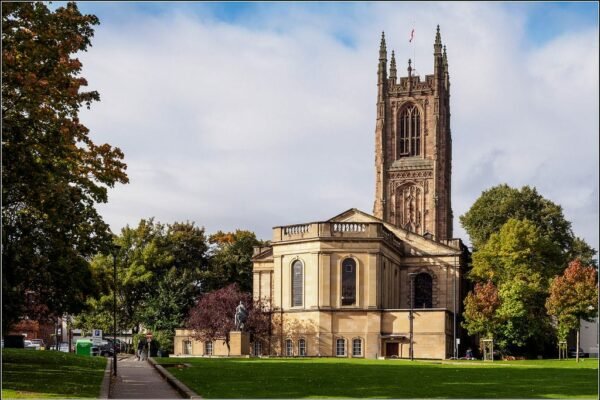 Relaxing Christmas Office Party Getaway In Derby, England