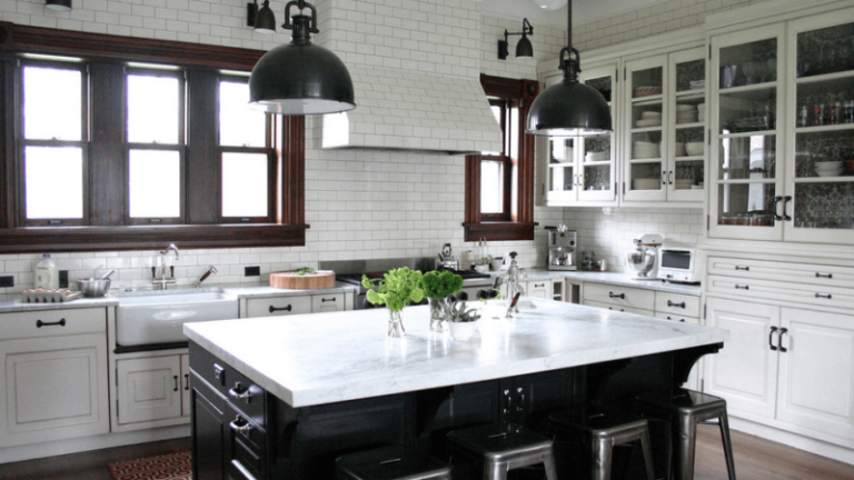 7 Secrets to Design a Functional Kitchen Island