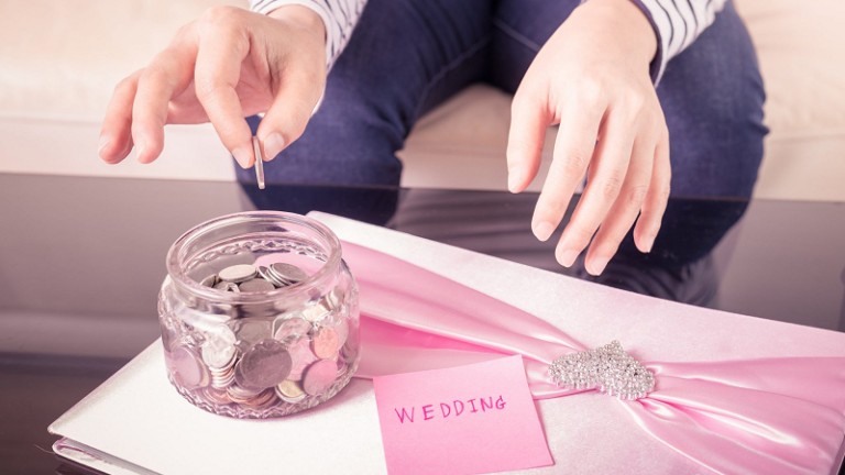 6 Smart Ways to Save Money on Your Wedding