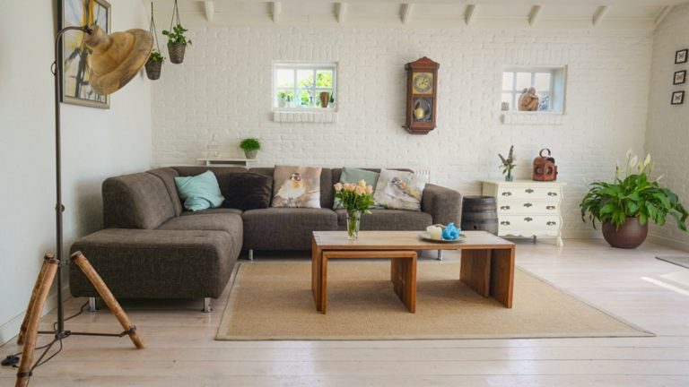 DIY Home Decor: Arts and Crafts Ideas