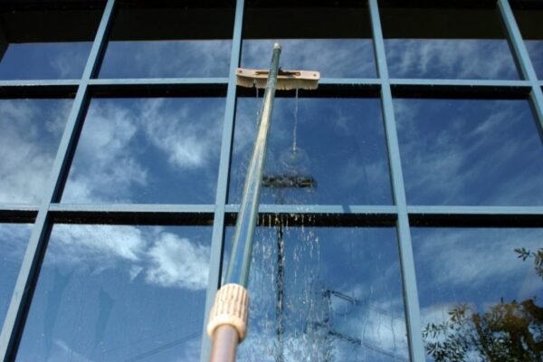 Windows Cleaning Tips for Homeowners