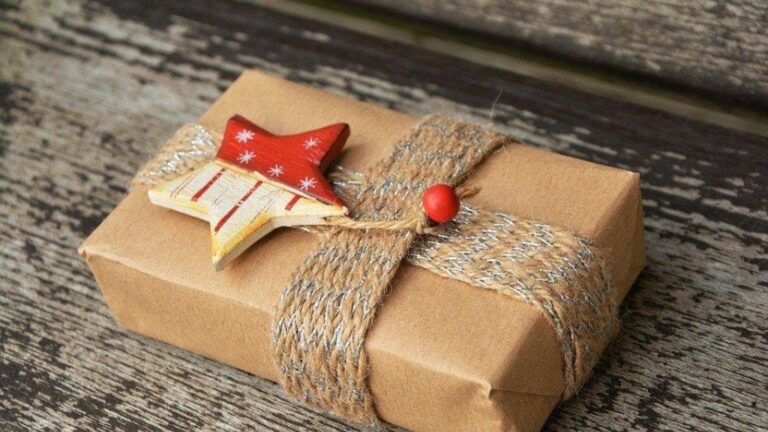 DIY Packaging Tips for Online Sellers: Make the All-Important First Impression
