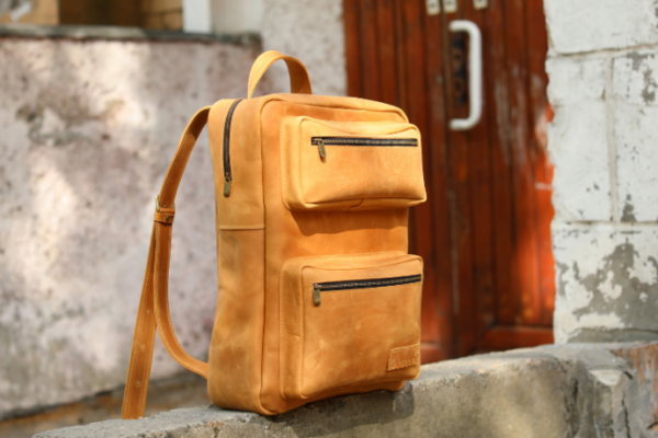 Steps to Do Before Buying Handmade Leather Bags