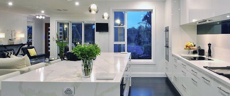 Choosing the Right Glass Splashbacks for Your Sydney Home
