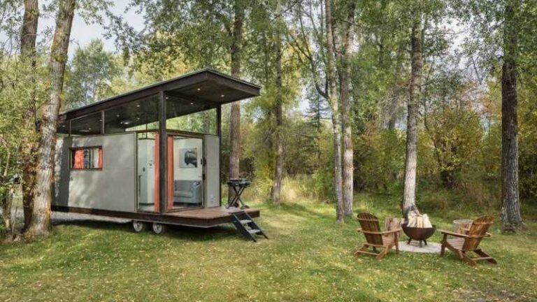 The Beginner’s Guide To Living Off Grid In A Tiny House