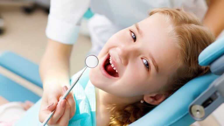 What are the Essential Tips When Taking Your Child to the Dentist for the First Time?