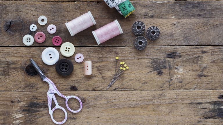 6 Simple Sewing Projects for Beginners