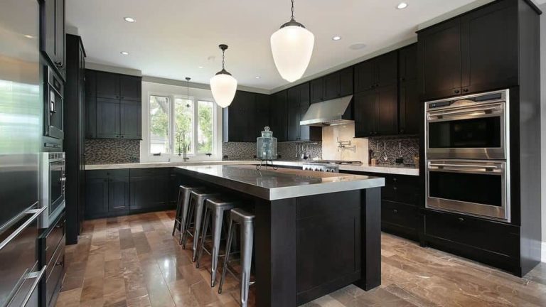 Great Design Ideas For Your Dream Kitchen with Black Shaker Kitchen Cabinets